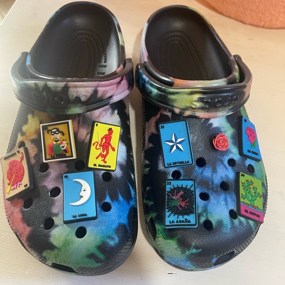 LOTERIA Crocs - Picture 5 of 5